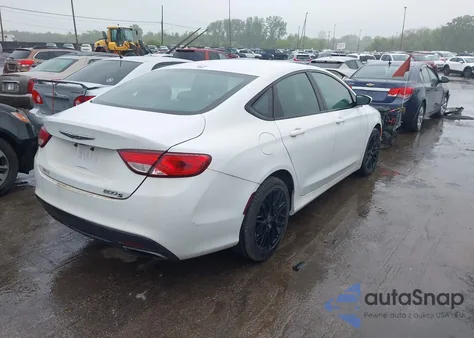 2015 Chrysler 200 S z USA, uszkodzony, nr VIN 1C3CCCBB4FN721927